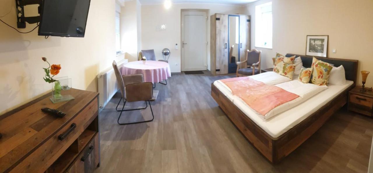 Hotel Igelstadt Fürstenberg Extérieur photo